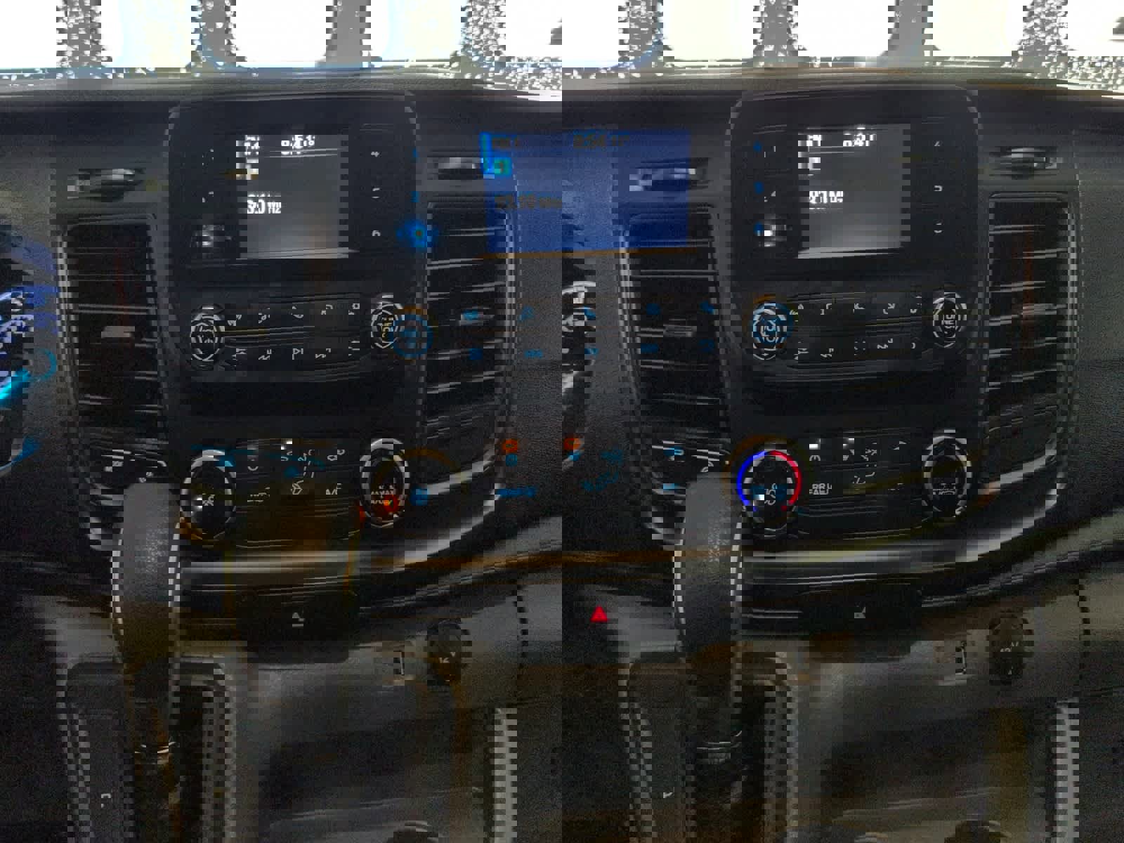 Used 2024 Ford Transit 250 Low Roof w/ Exterior Upgrade Package image 17