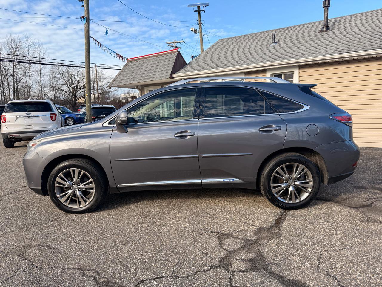 Used 2013 Lexus RX 450h AWD 4dr Hybrid w/ Navigation Pkg image 4