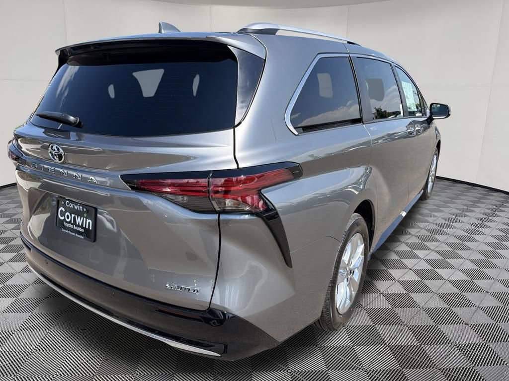 Used 2026 Toyota Sienna Limited FWD image 9