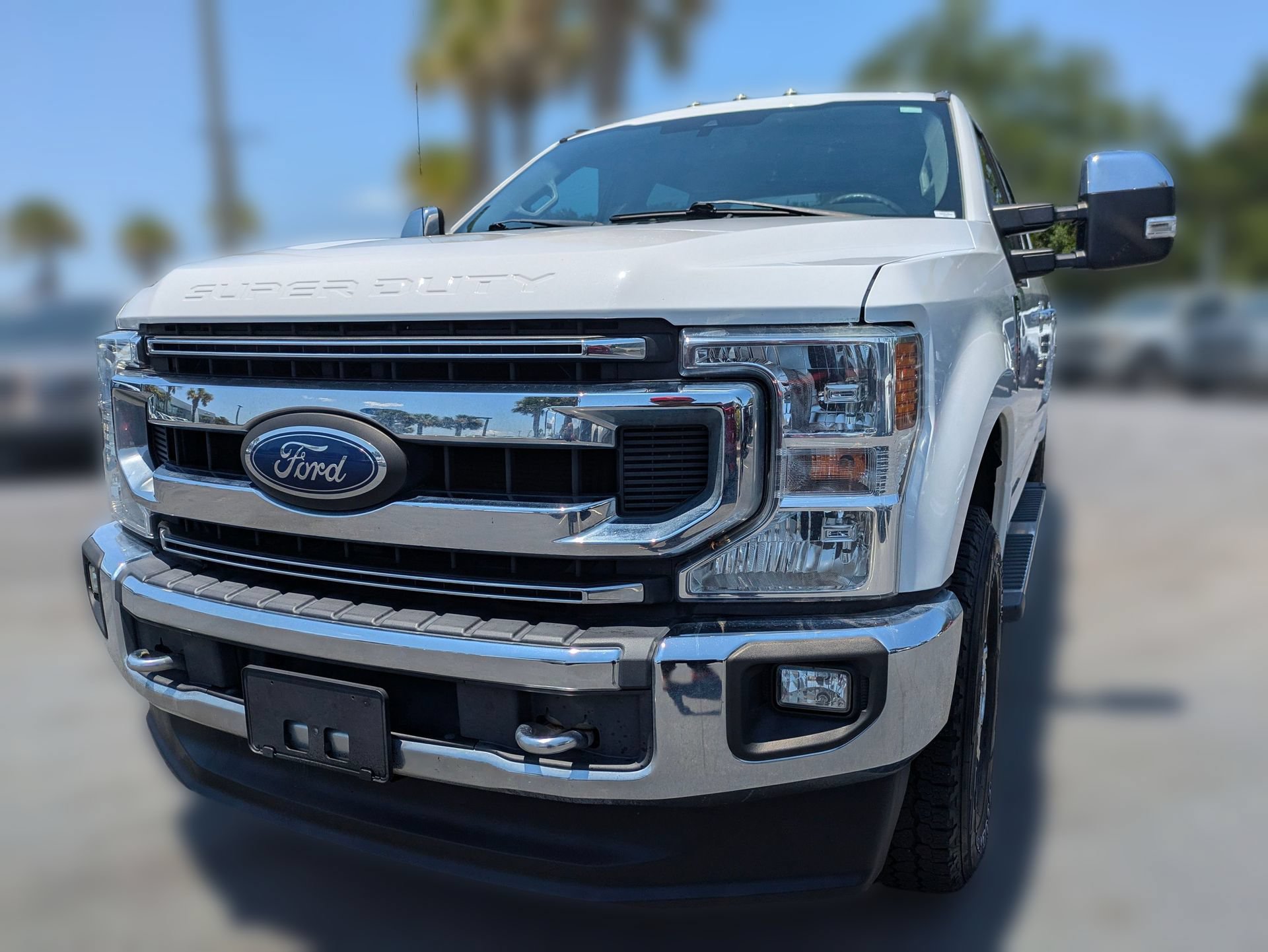 Certified 2020 Ford F250 XLT w/ XLT Premium Package AWD/4WD image 9
