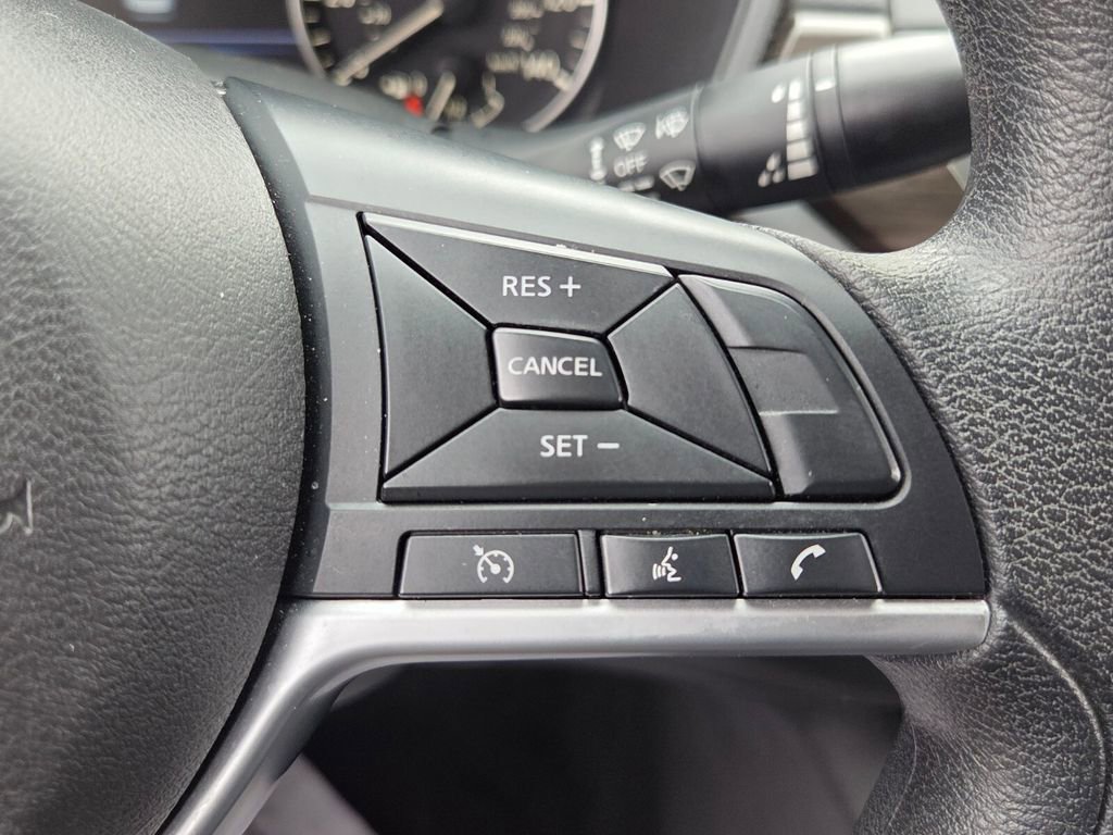 Used 2024 Nissan Altima 2.5 SV image 22