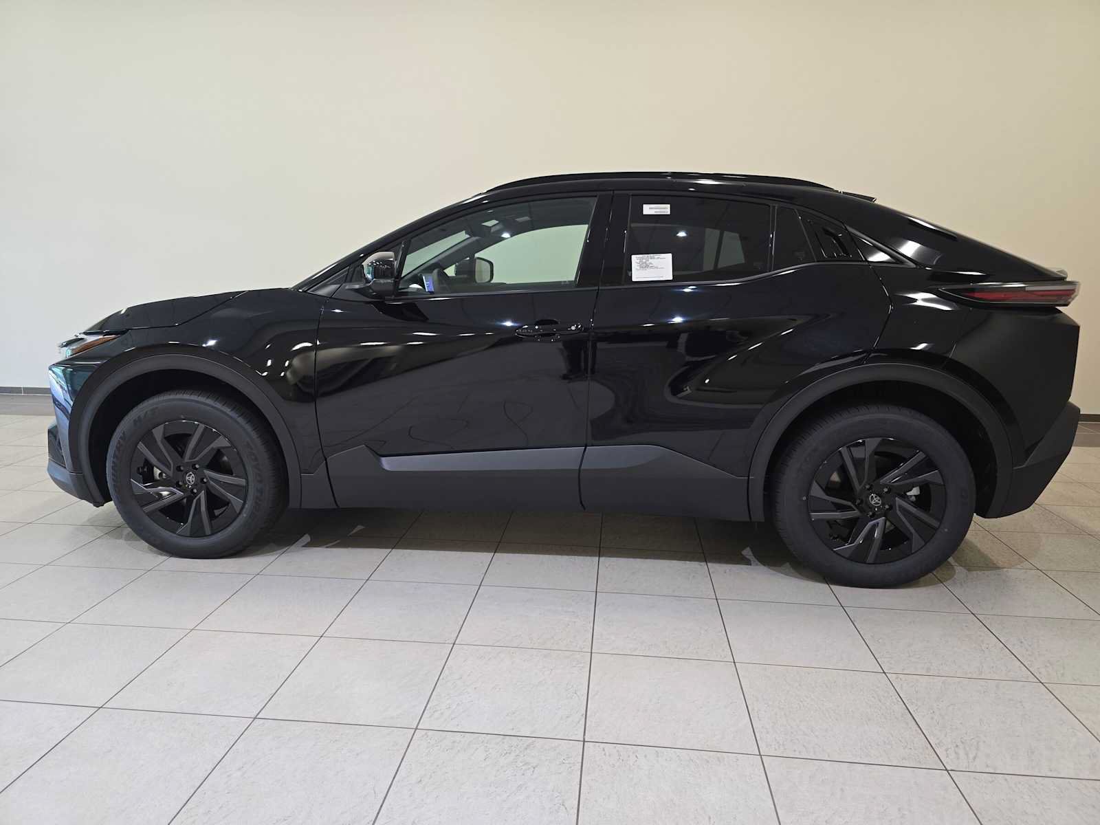 New 2026 Toyota C-HR AWD/4WD image 3