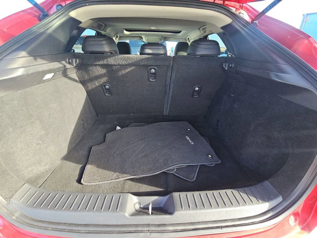 Used 2021 MAZDA CX-30 FWD 2.5 S w/ Preferred Package image 17