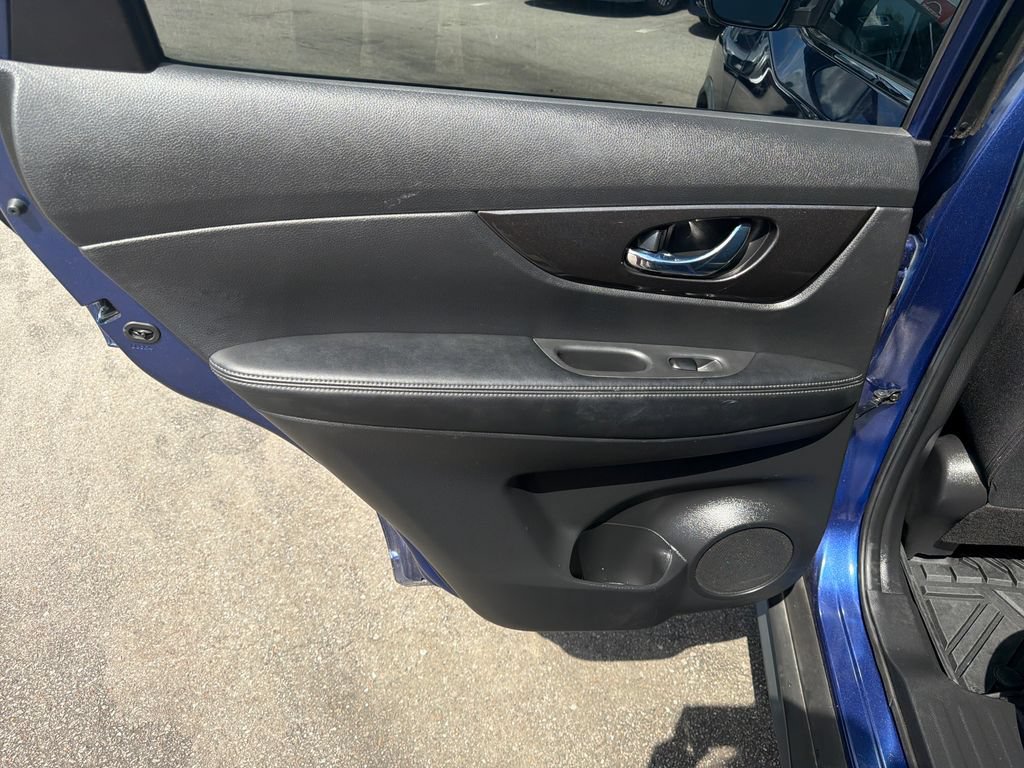 Used 2020 Nissan Rogue SV w/ Premium Package AWD/4WD image 45