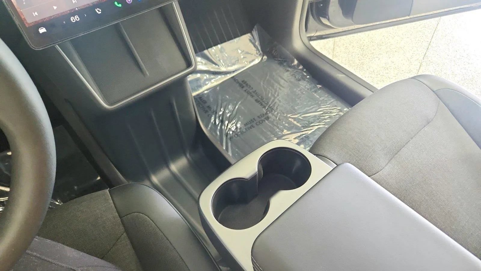 Used 2026 Tesla Model Y 2WD image 19