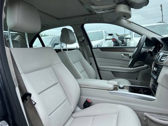 Used 2014 Mercedes-Benz E 350 Sedan image 22