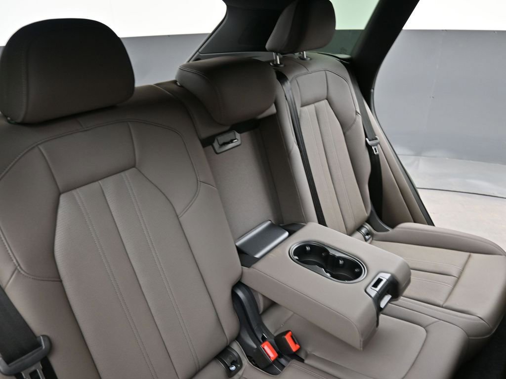 Certified 2025 Audi Q5 Premium Plus w/ Premium Plus image 16