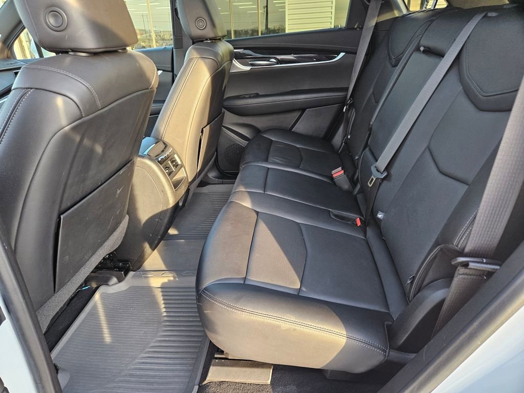 Used 2021 Cadillac XT5 Premium Luxury AWD/4WD image 15