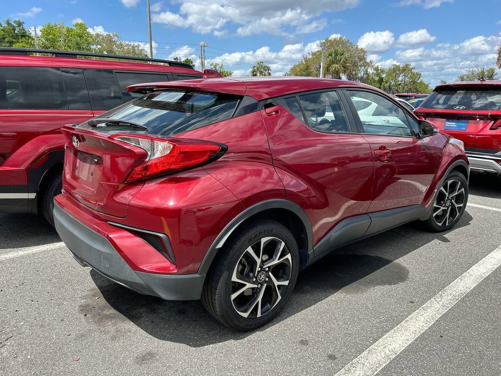 Used 2019 Toyota C-HR XLE image 2