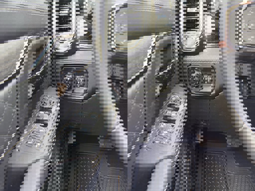 New 2026 RAM 2500 Limited image 19