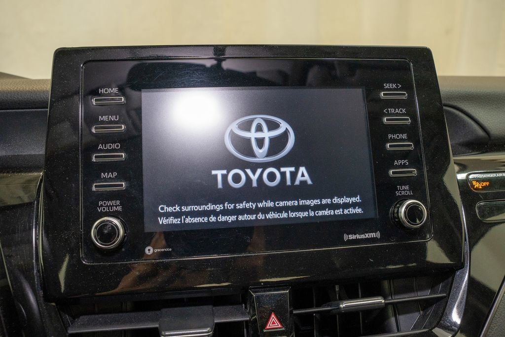 Used 2024 Toyota Camry SE image 11