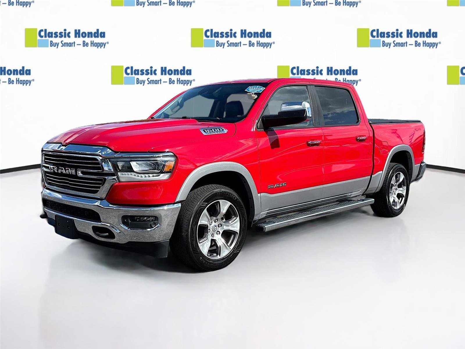 Used 2021 RAM 1500 Laramie AWD/4WD image 3