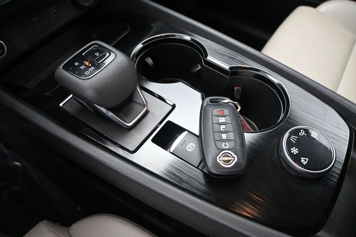 Used 2023 Nissan Rogue SV w/ SV Premium B Package AWD/4WD image 5