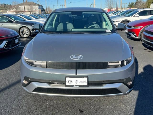 New 2025 Hyundai Ioniq 5 SE image 4