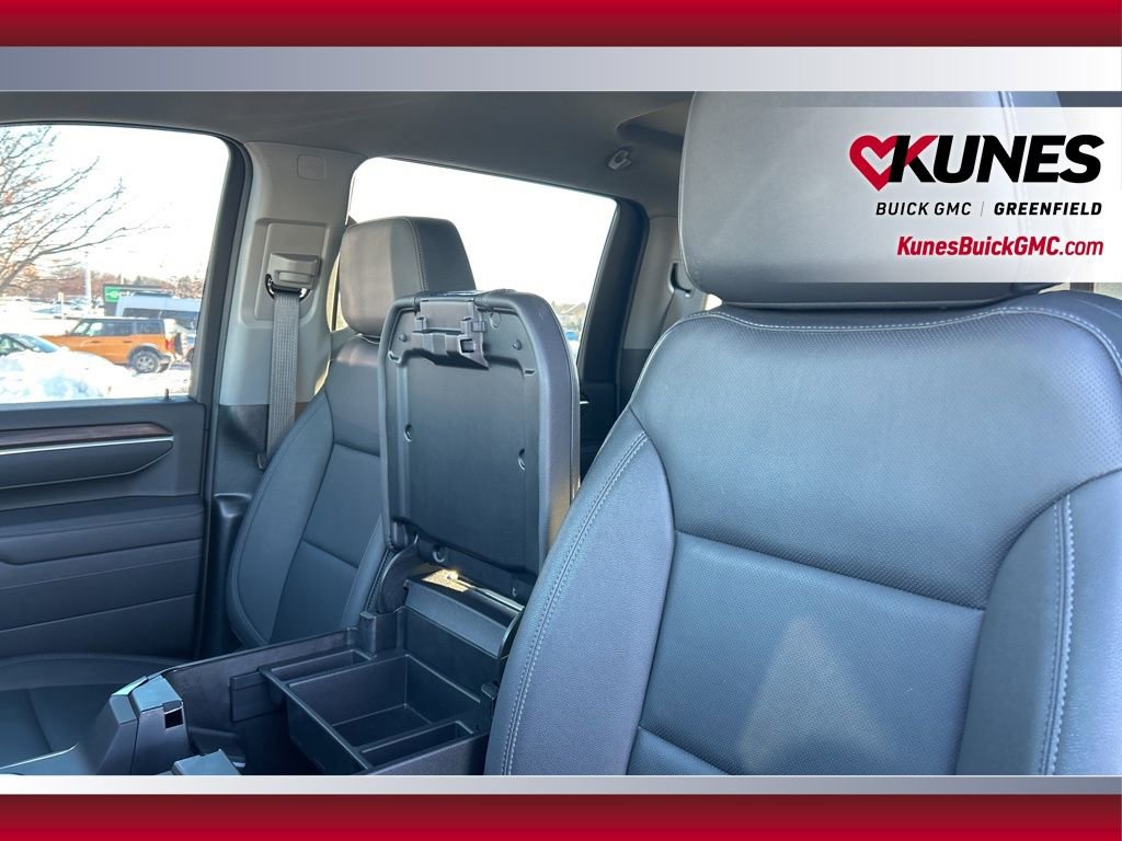 Used 2025 GMC Sierra 2500 SLT w/ SLT Premium Package image 27