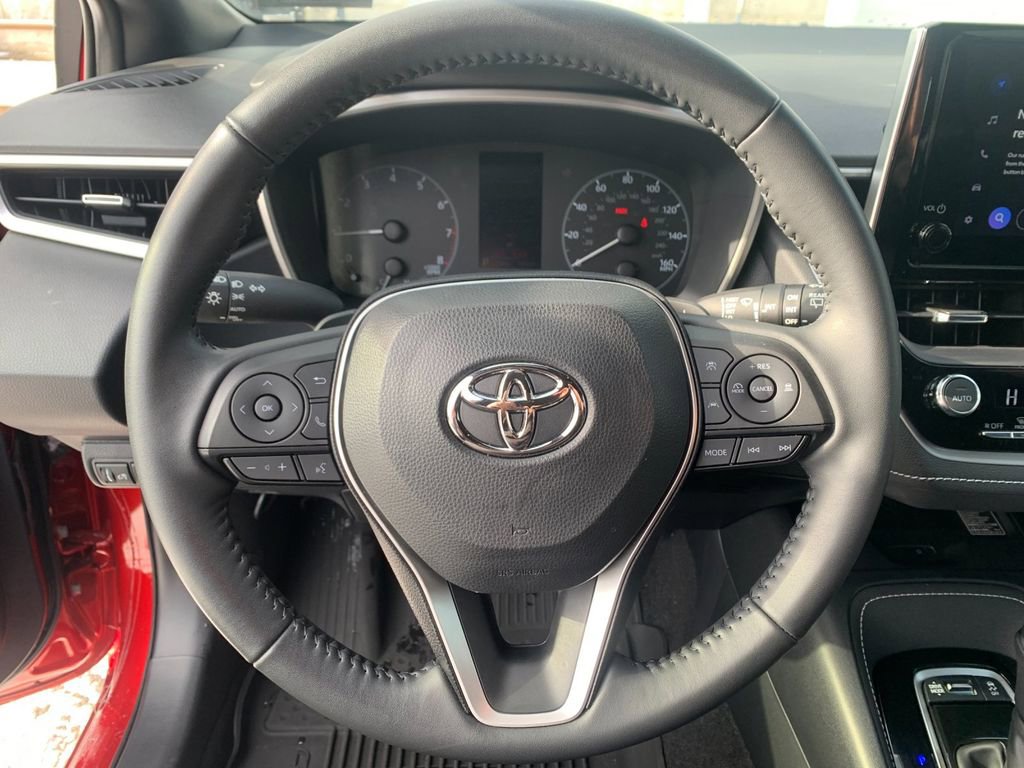 Used 2025 Toyota Corolla SE image 27