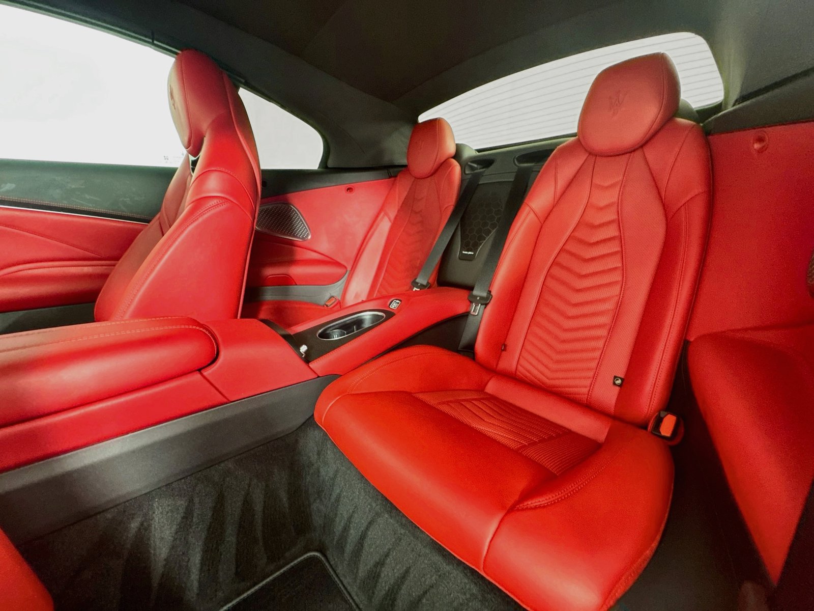 Used 2024 Maserati GranCabrio Trofeo AWD/4WD image 24