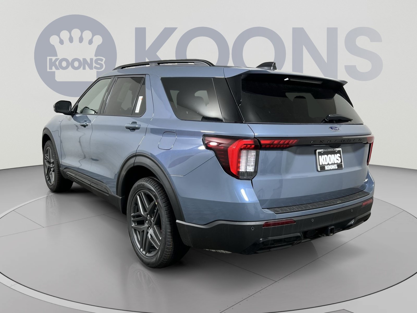 New 2026 Ford Explorer ST-Line w/ ST-Line Street Pack AWD/4WD image 4