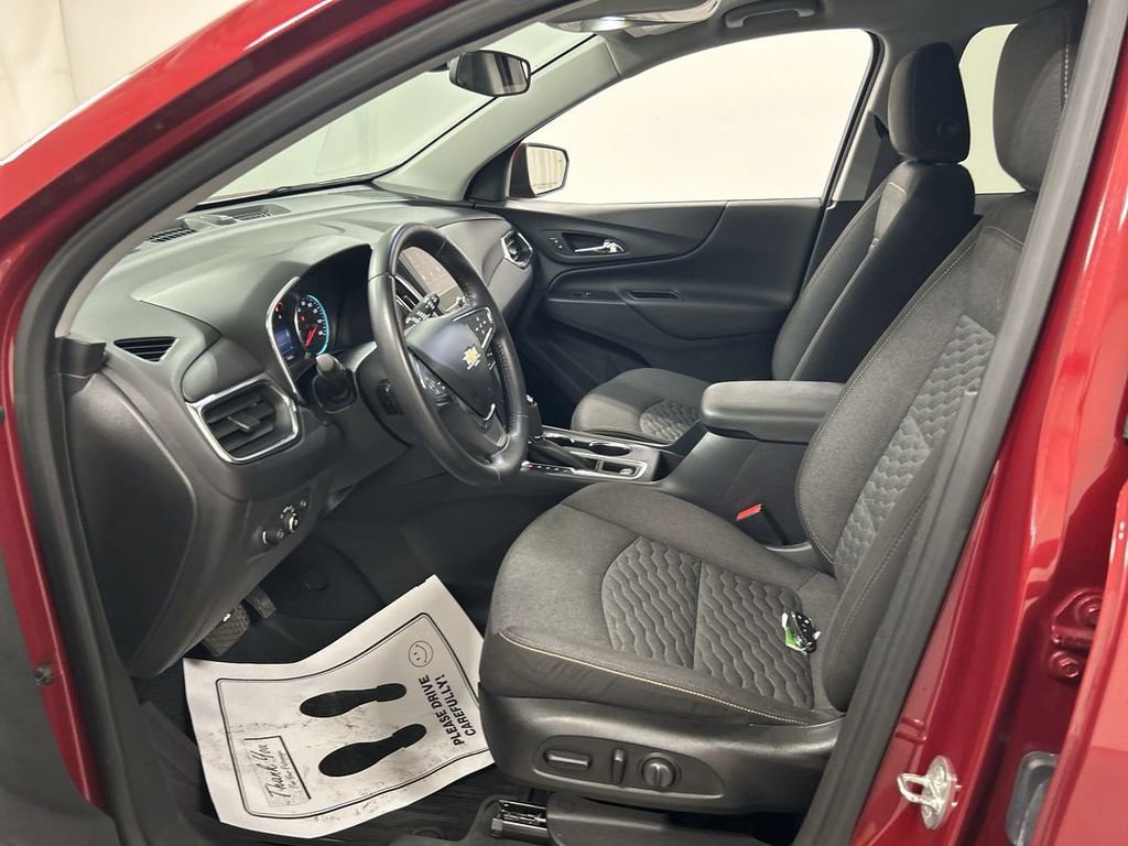 Used 2021 Chevrolet Equinox LT AWD/4WD image 9