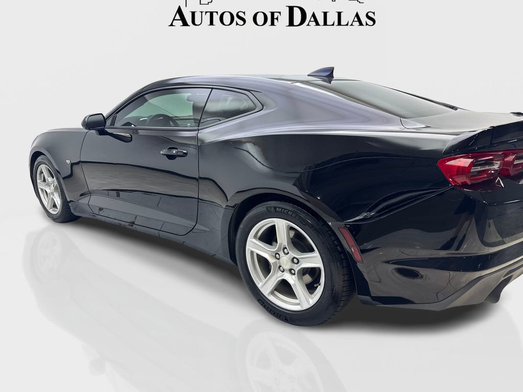 Used 2021 Chevrolet Camaro LT w/ Technology Package RWD image 14