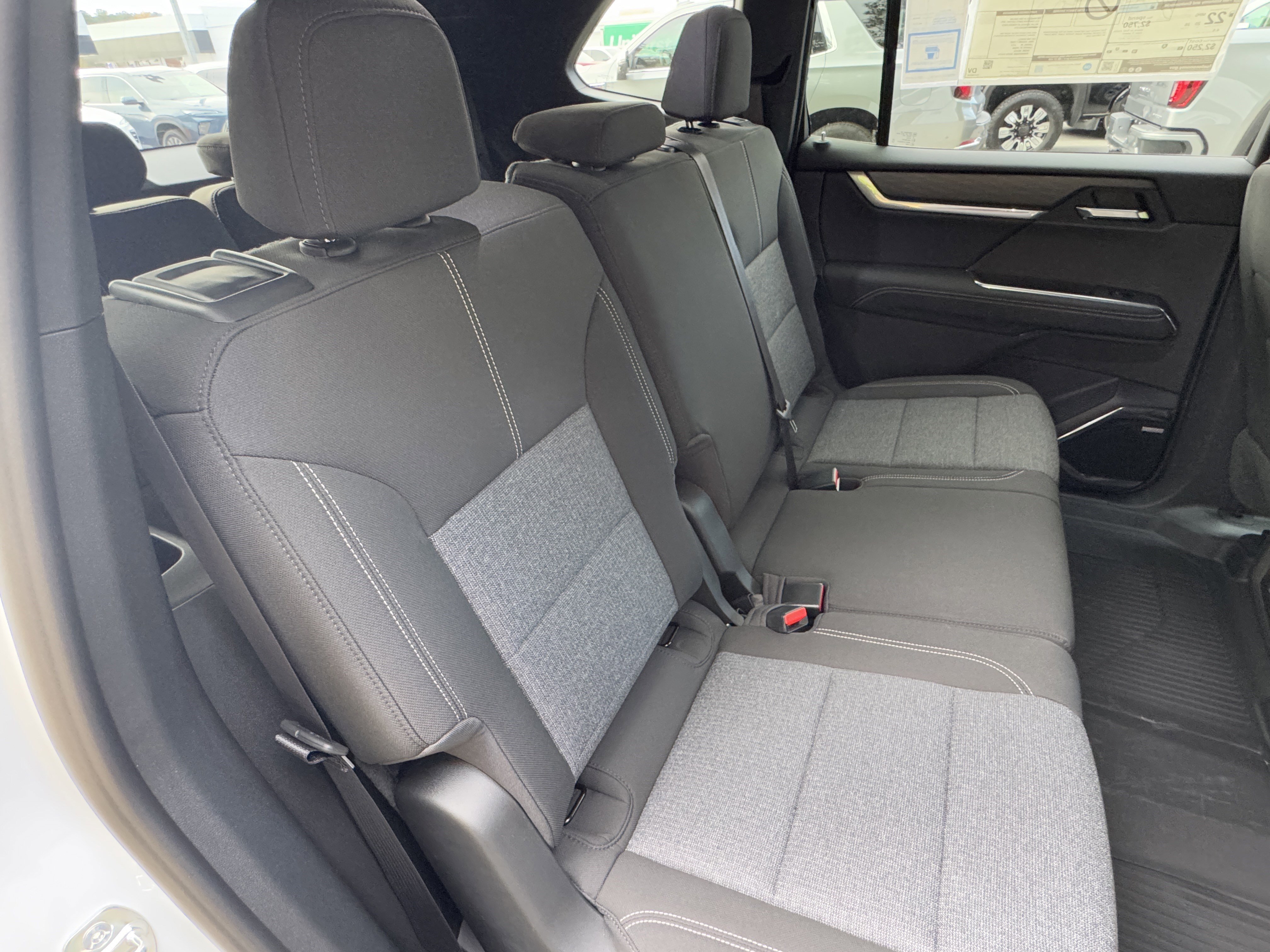 New 2026 GMC Acadia Elevation image 19