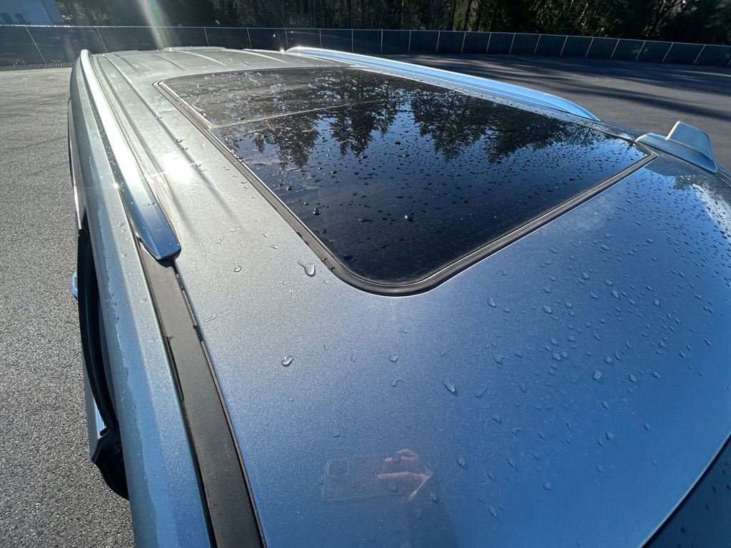 Used 2023 Chevrolet Tahoe High Country w/ Premium Package 2 AWD/4WD image 28