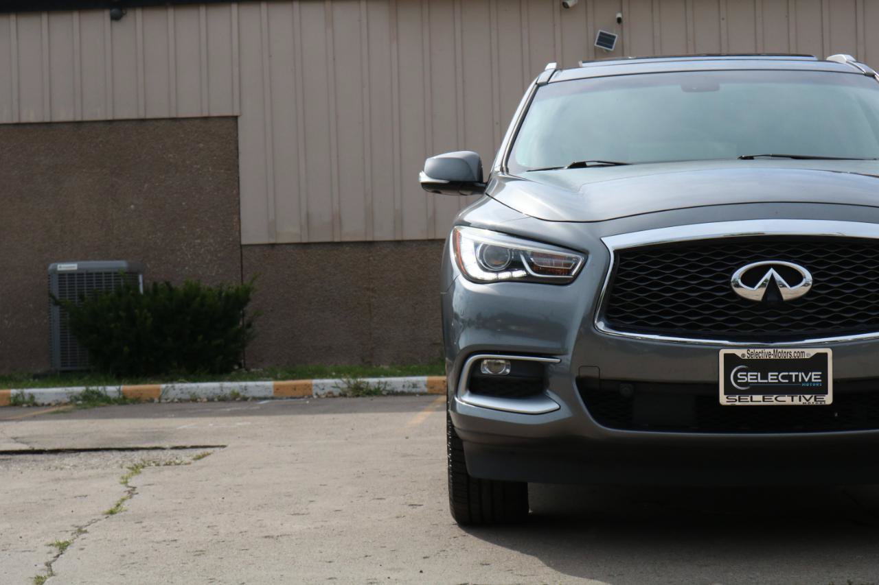 Used 2016 INFINITI QX60 Luxe w/ Premium Plus Package AWD/4WD image 3