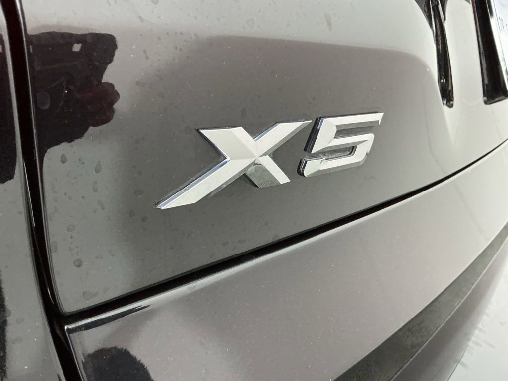Certified 2022 BMW X5 sDrive40i w/ M Sport Package RWD image 32