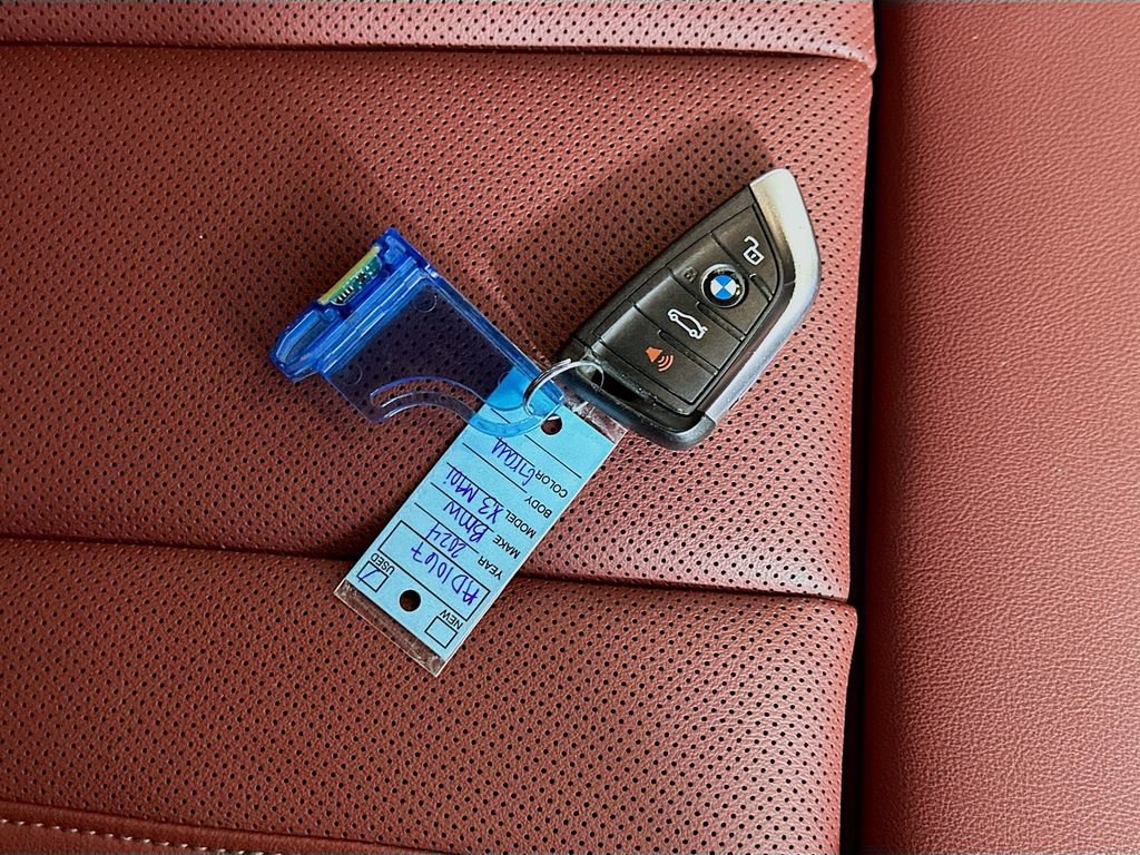 Used 2024 BMW X3 M40i w/ Premium Package image 37