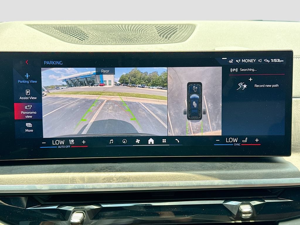 Used 2025 BMW X7 M60i AWD/4WD image 21