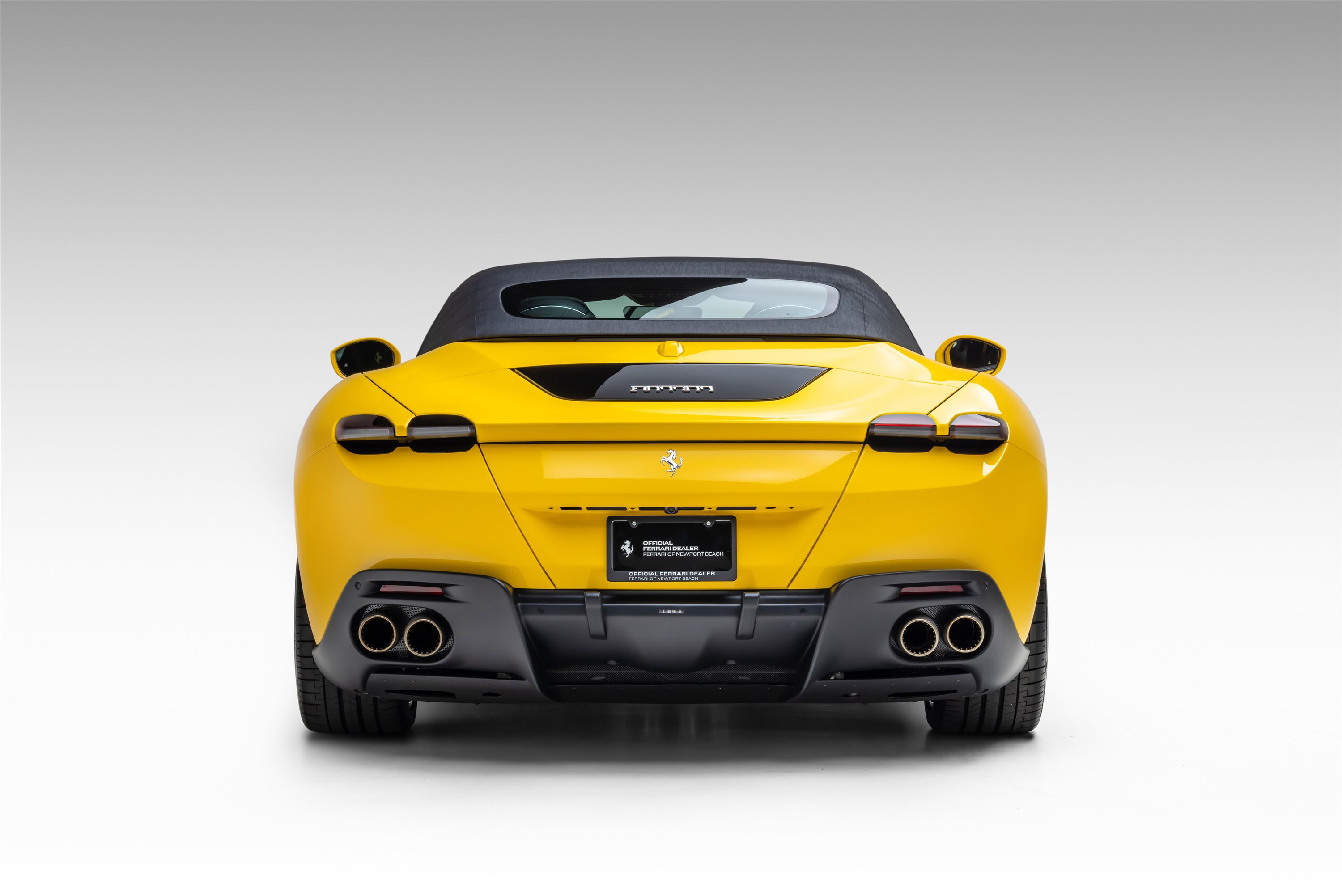 Certified 2025 Ferrari Roma Spider image 13