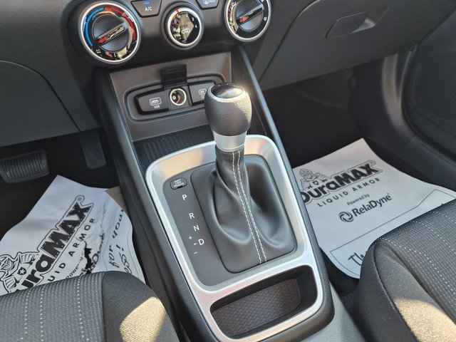 New 2026 Hyundai Venue SE image 10