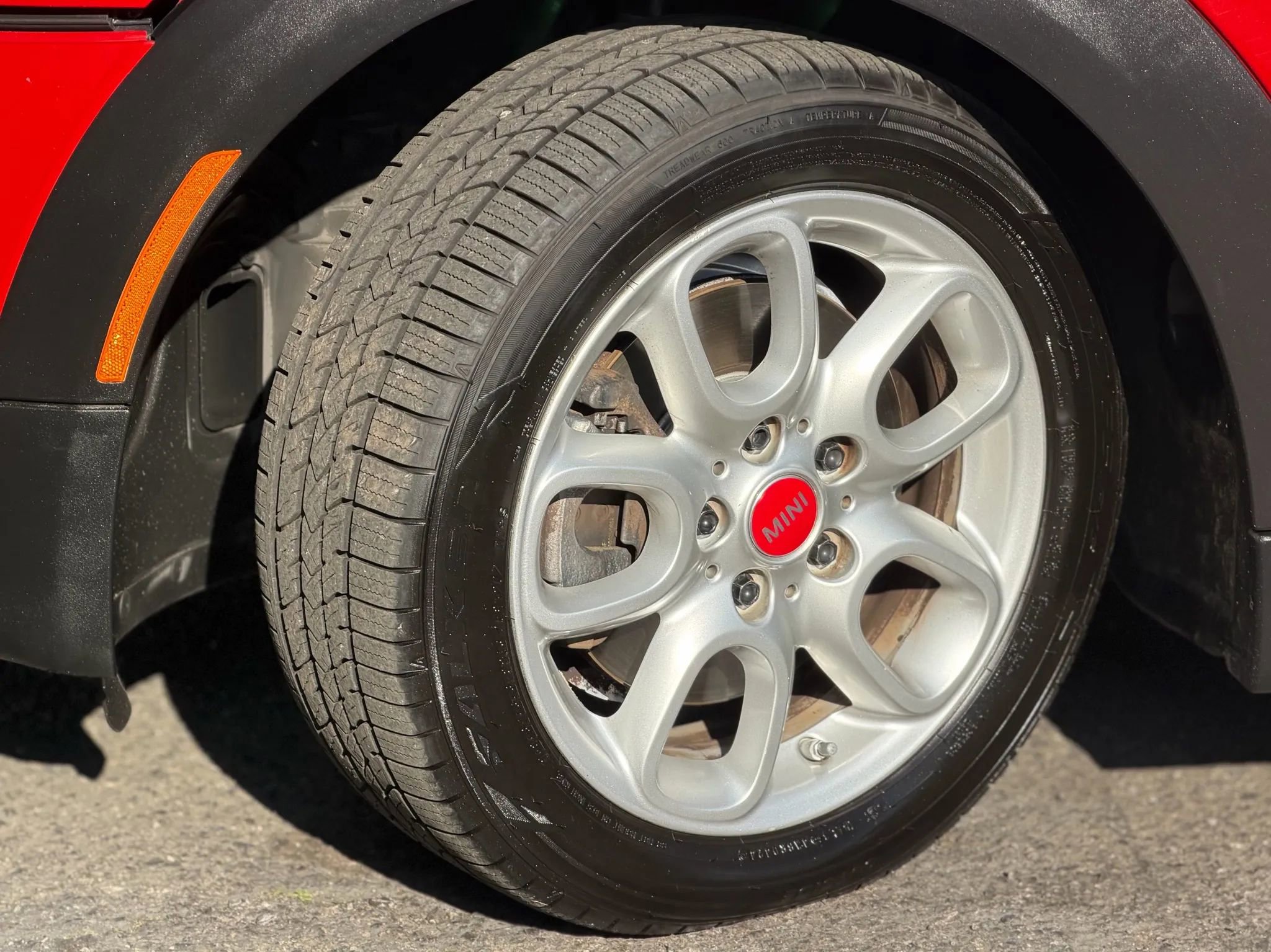 Used 2015 MINI Cooper S image 16