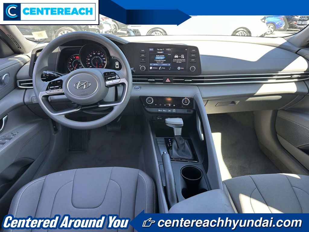 Used 2023 Hyundai Elantra SEL FWD image 10