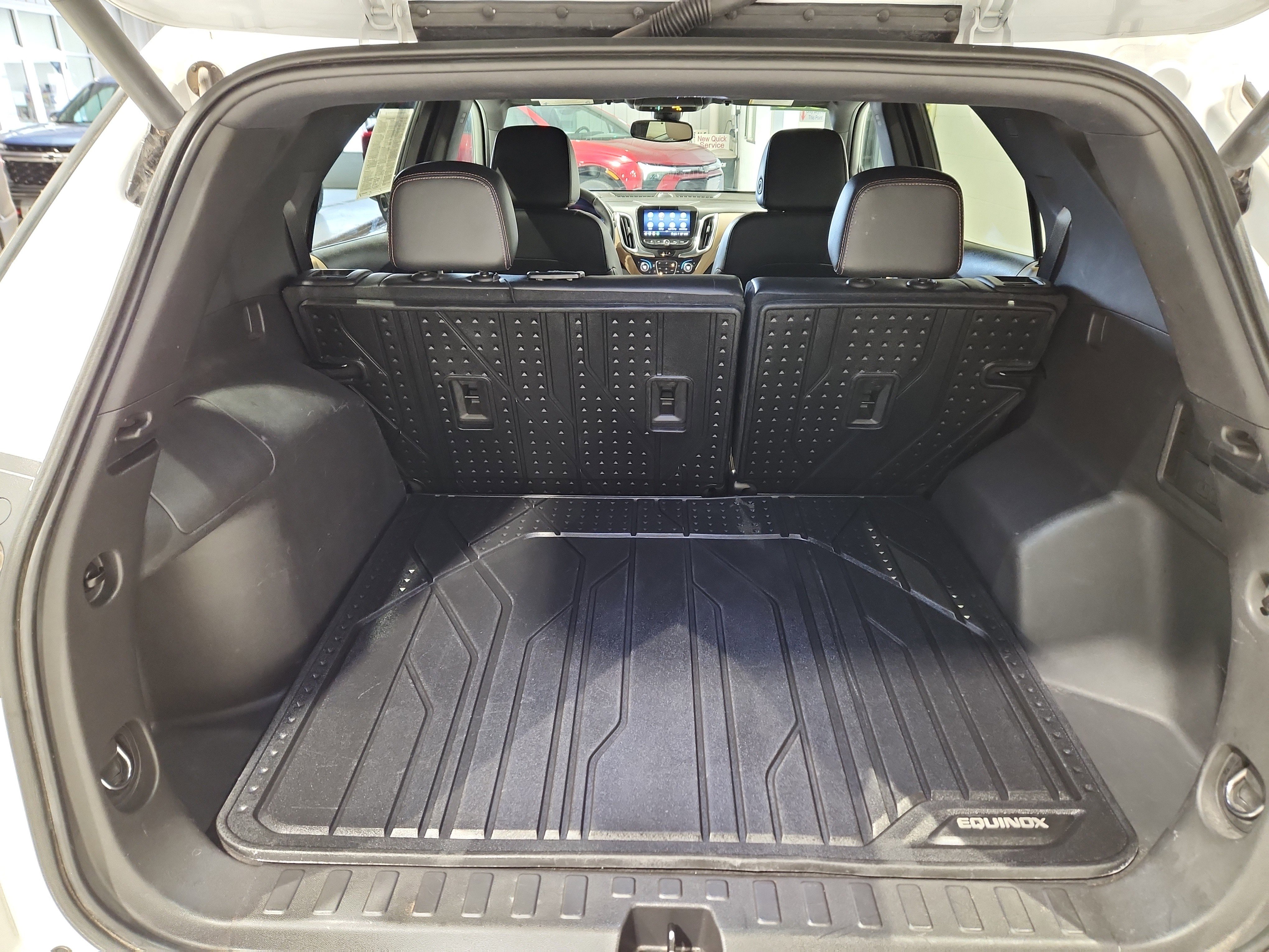 Used 2023 Chevrolet Equinox Premier image 20