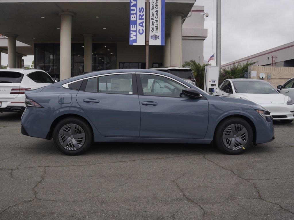 New 2026 Nissan Sentra SV FWD image 3