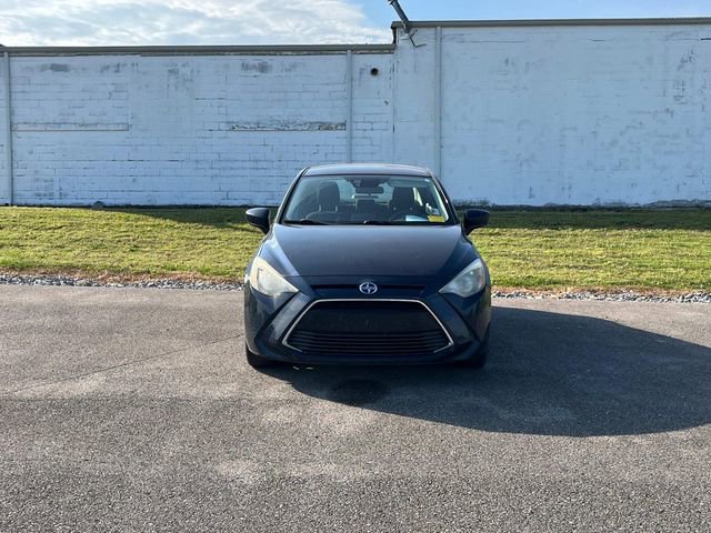 Used 2016 Scion iA FWD image 8