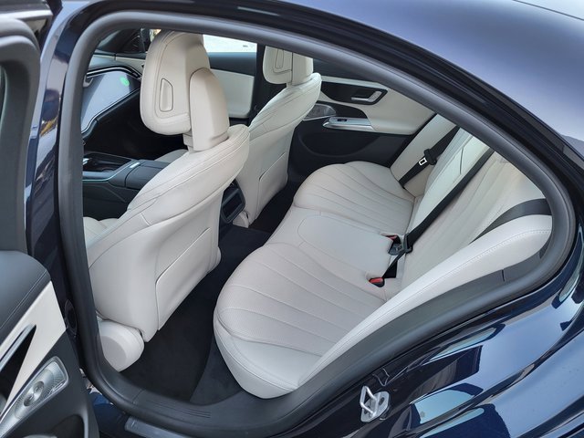 New 2025 Mercedes-Benz E 350 4MATIC Sedan image 15
