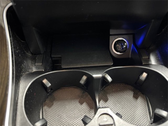 Used 2017 Mercedes-Benz GLC 300 4MATIC image 16