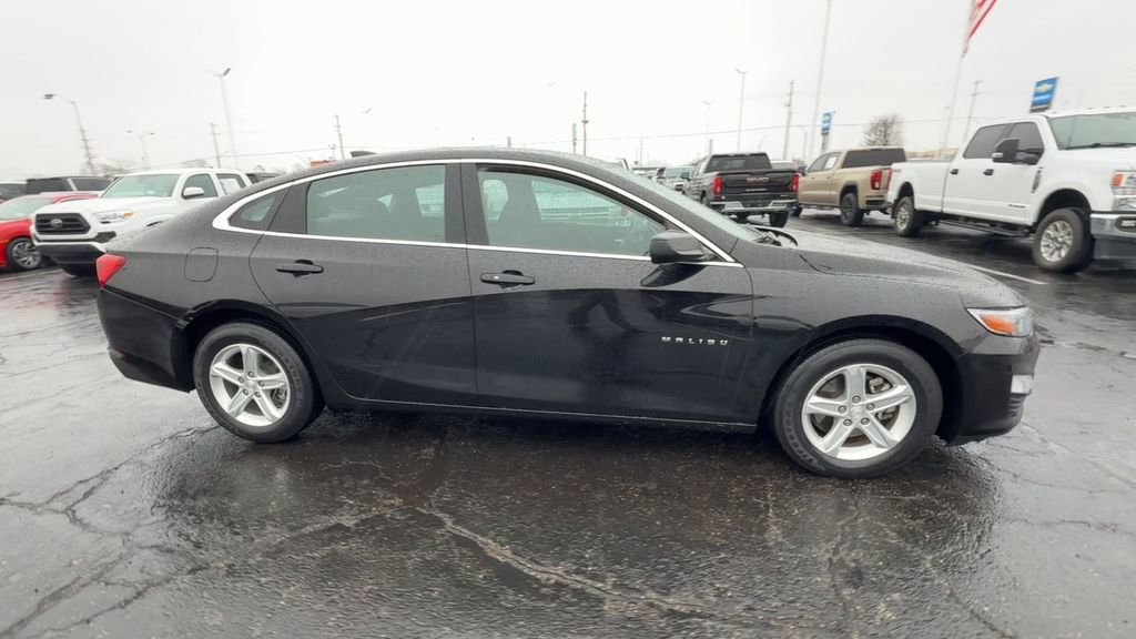 Used 2023 Chevrolet Malibu LS w/ LPO, Floor Liner Package FWD image 9