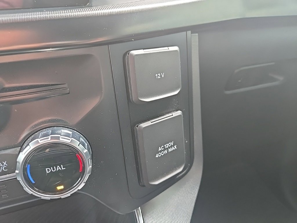 Used 2023 Ford F150 Platinum w/ FX4 Off-Road Package image 80