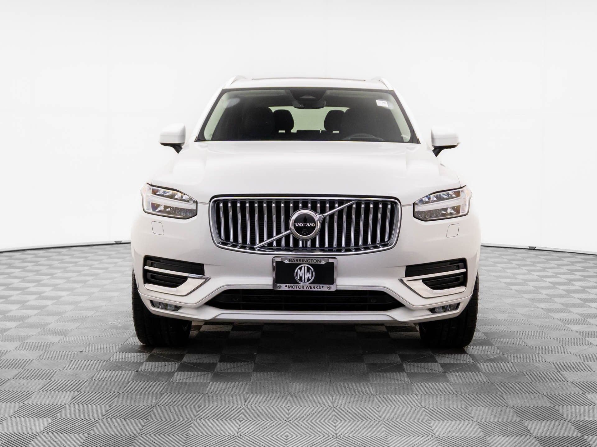 Used 2024 Volvo XC90 B6 Ultimate w/ Protection Package image 9