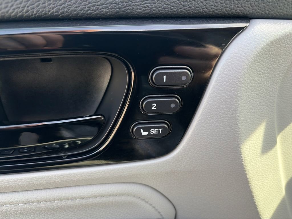 Used 2021 Honda Odyssey Touring image 17