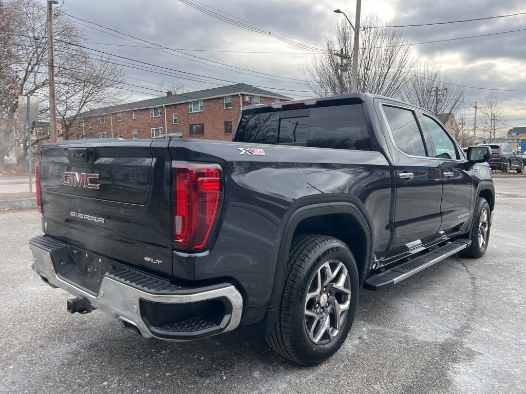Used 2022 GMC Sierra 1500 SLT w/ SLT Premium Plus Package image 5