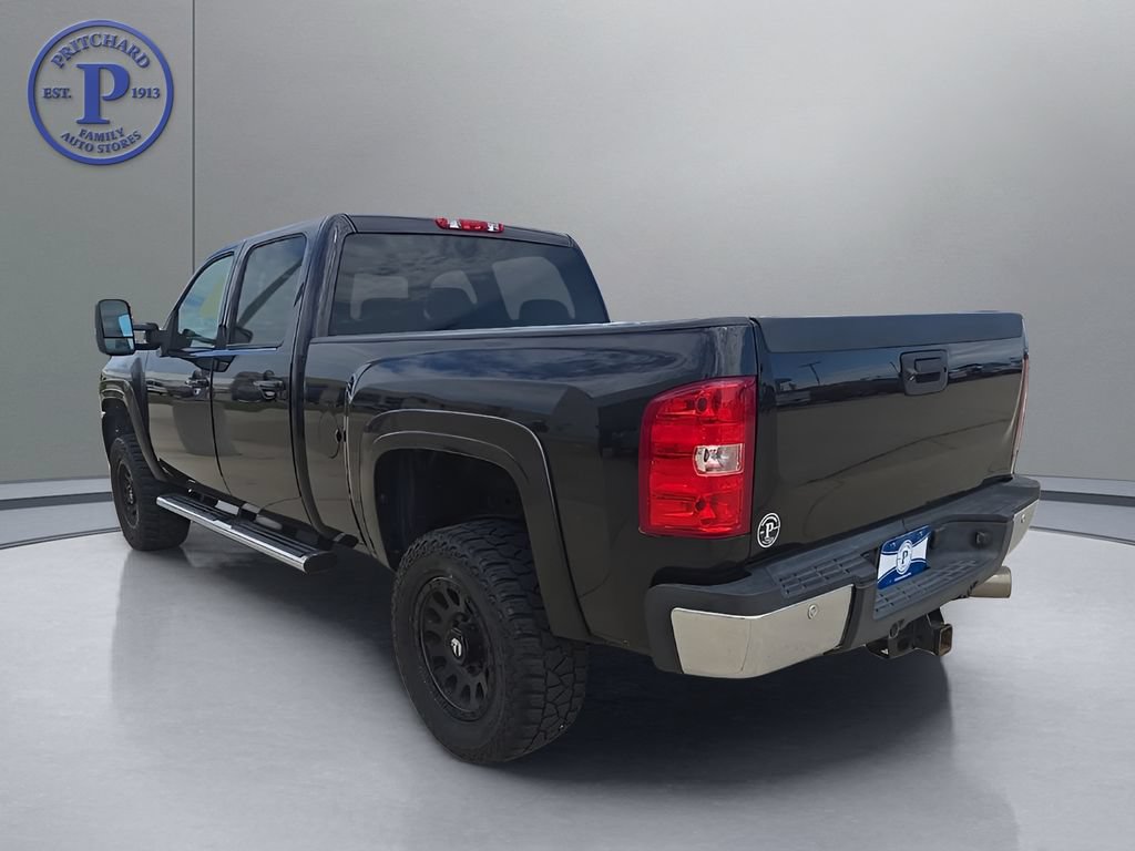 Used 2013 Chevrolet Silverado 2500 LTZ w/ LTZ Plus Package AWD/4WD image 5