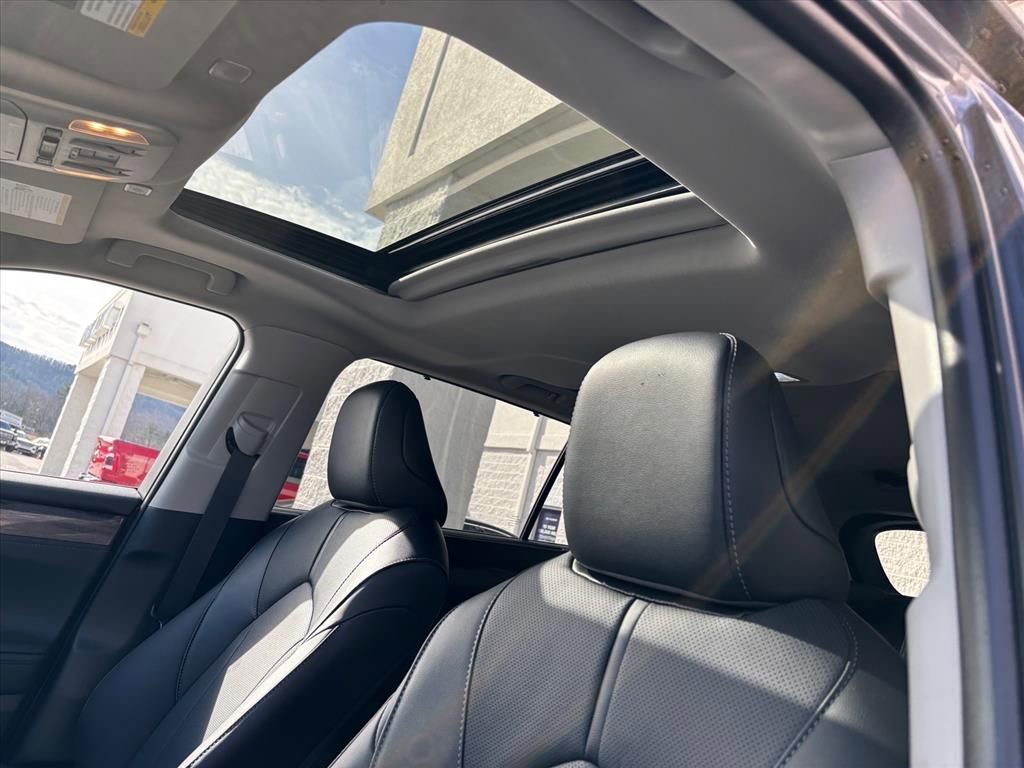 Used 2025 Toyota Highlander Limited image 7