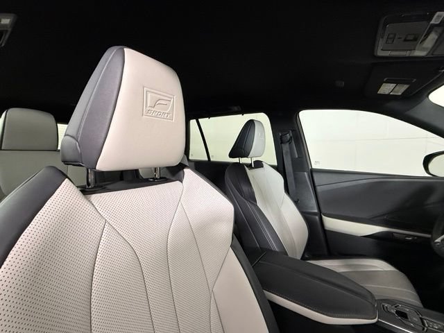 Certified 2026 Lexus TX 500h AWD w/ Technology Package image 34