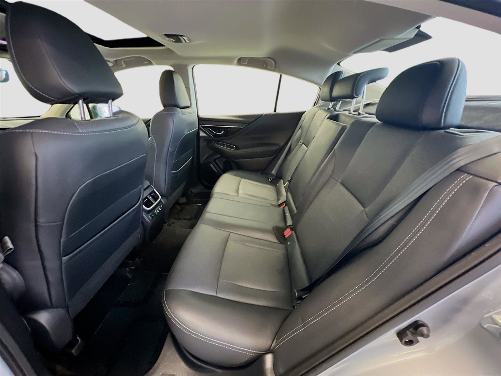 Used 2022 Subaru Legacy Limited w/ Popular Package #3 image 24