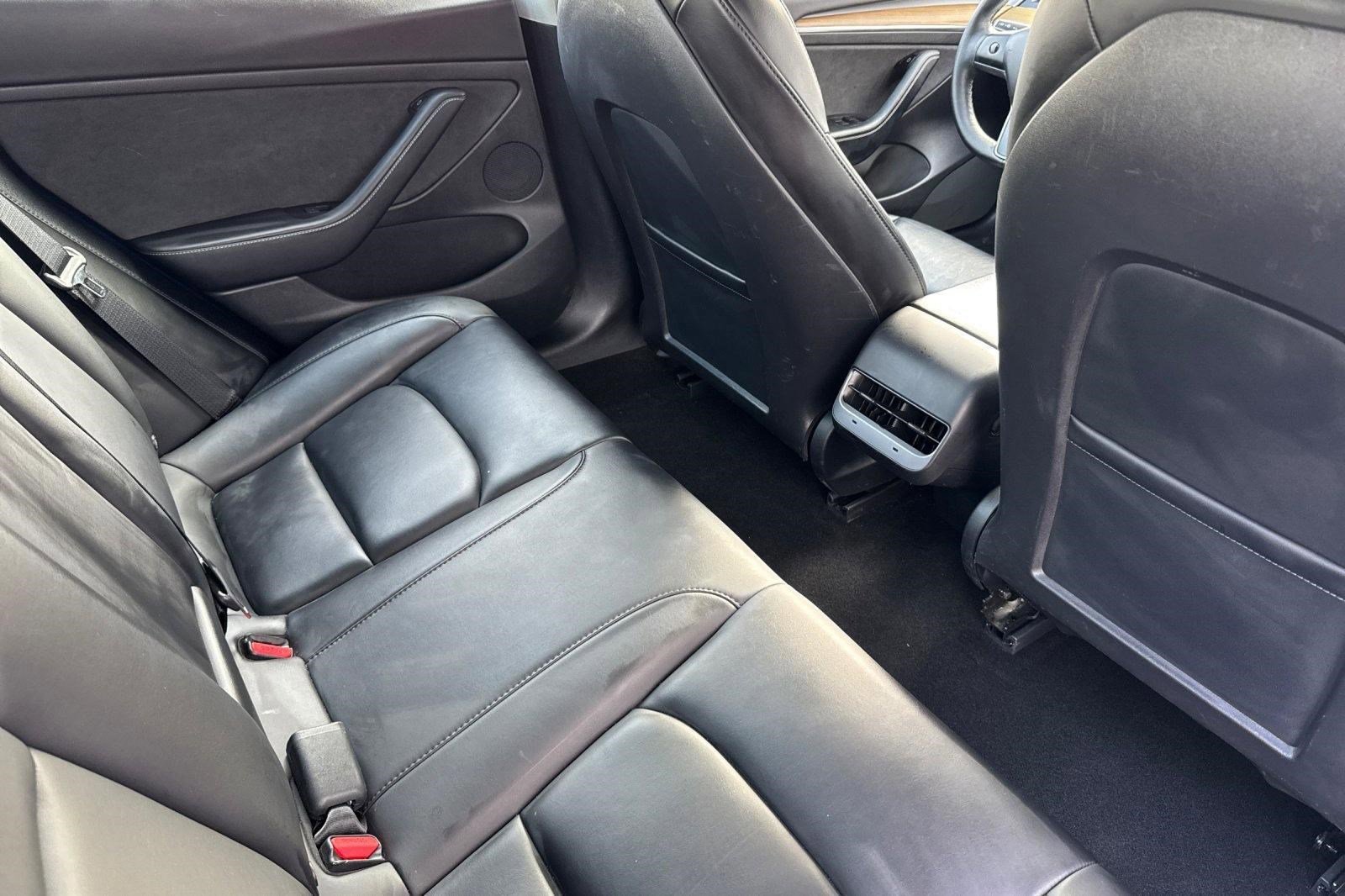 Used 2022 Tesla Model 3 Long Range image 28