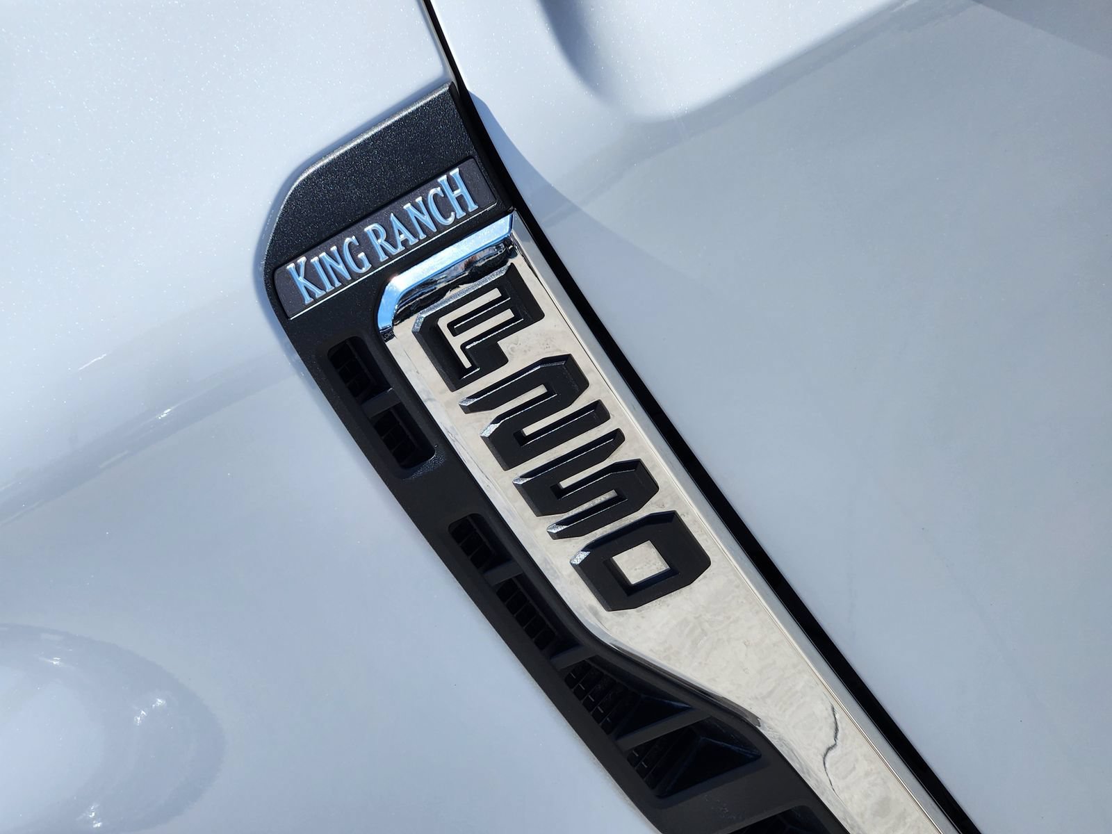 Certified 2024 Ford F250 King Ranch AWD/4WD image 9